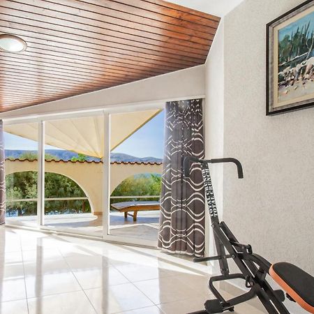 Galapagus Privat Beach & Boat Dock Daire Metajna Dış mekan fotoğraf