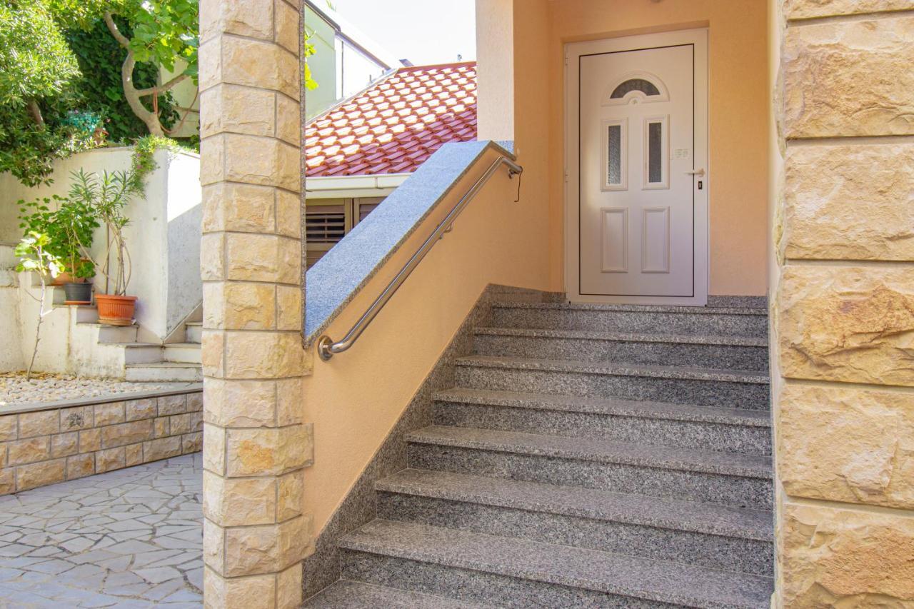 Galapagus Privat Beach & Boat Dock Daire Metajna Dış mekan fotoğraf