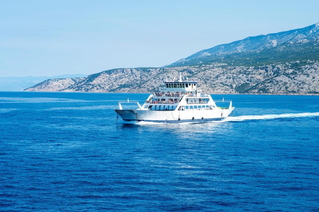 Galapagus Privat Beach & Boat Dock Daire Metajna Dış mekan fotoğraf