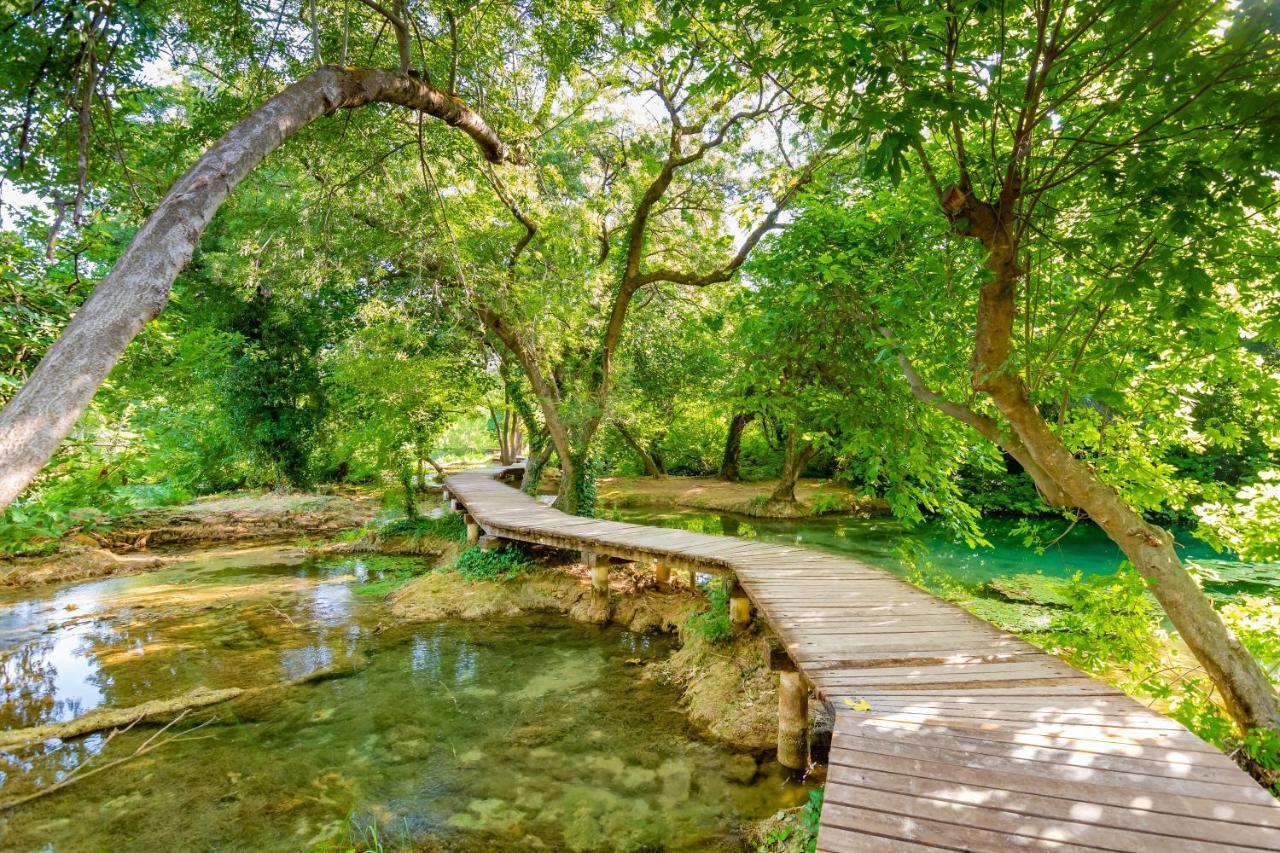 Galapagus Privat Beach & Boat Dock Daire Metajna Dış mekan fotoğraf